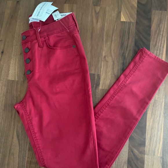 Old Navy Rockstar Super Skinny Sateen 